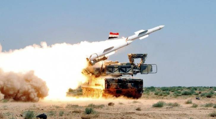 سانا: الدفاعات السورية تتصدى لصواريخ استهدفت مطار الشعيرات
