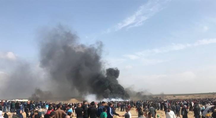 اصابة عشرات الفلسطينيين في الجمعة الخامسة للاحتجاجات بغزة