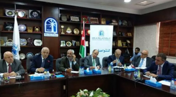 من الجلسة الحوارية