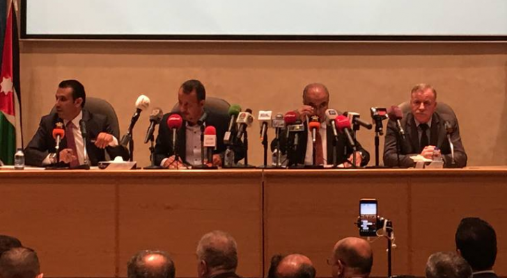 من المؤتمر