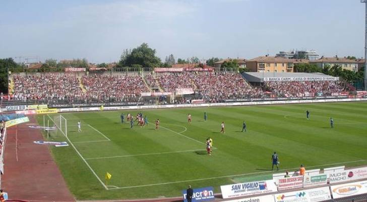Image 1 from gallery
