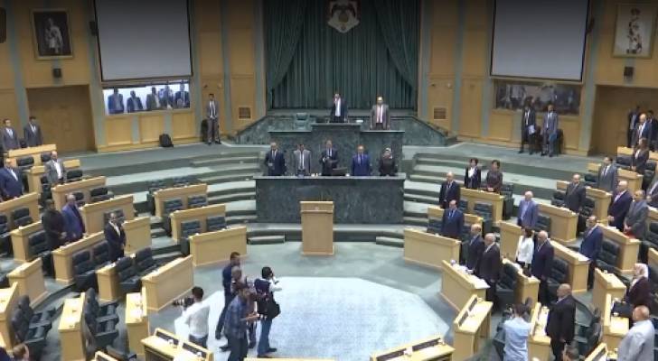 مجلس النواب يبدأ أولى جلساته بالدورة الاستثنائية.. صور وفيديو