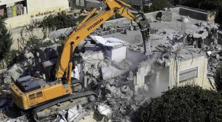 الاحتلال يهدم 3 منازل غرب بيت لحم