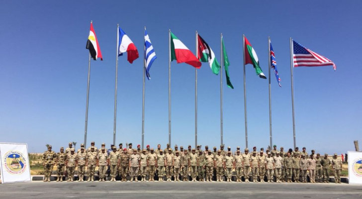 صورة من المناورات