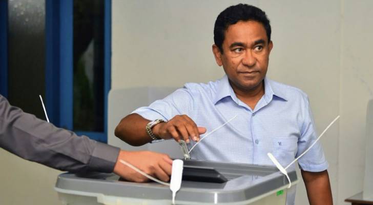 ناخبو جزر المالديف يدلون بأصواتهم في انتخابات رئاسية مثيرة للجدل