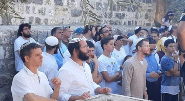 مستوطنون يقتحمون المسجد الاقصى المبارك