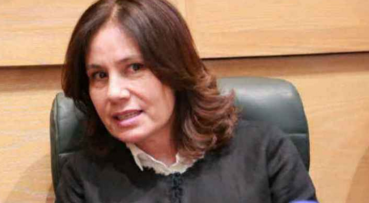 وزيرة الطاقة والثروة المعدنية المهندسة هالة زواتي