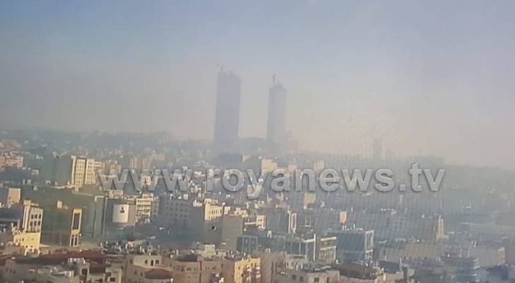 مناطق غرب عمّان تشهد ضباباً منذ ساعات الصباح.. صور