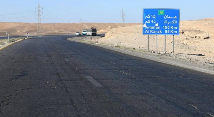 "الخدمات النيابية" للحكومة: انجزوا تأهيل الطريق الصحراوي حفاظا على أرواح المواطنين