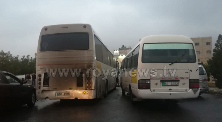 أزمة سير في شارع الاذاعة بعد تعطل حافلة فيه