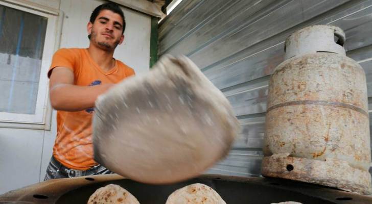 توضيح من حكومة الرزاز بشأن "رفع سعر الخبز "