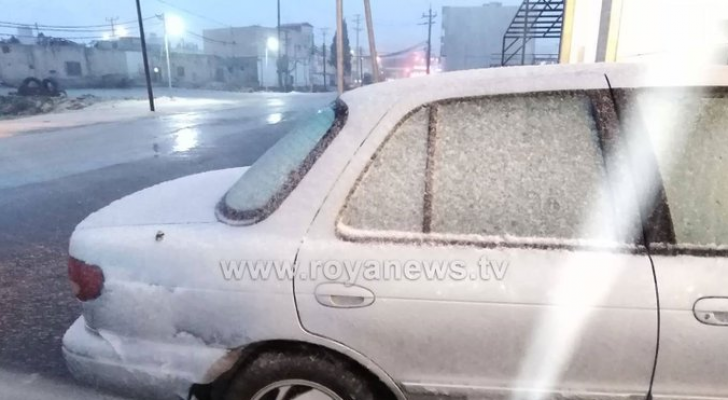 تساقط زخات من الثلوج في عجلون
