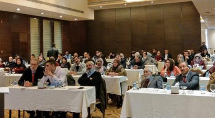 تشكيل لجنة متابعة للمشاريع الصغيرة والمتوسطة