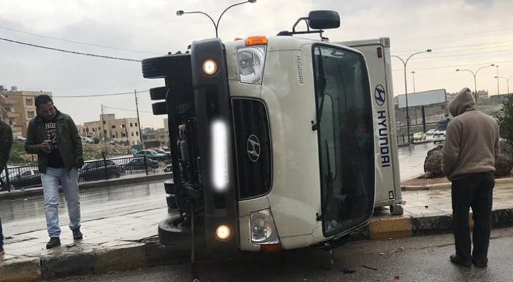 من الحادث