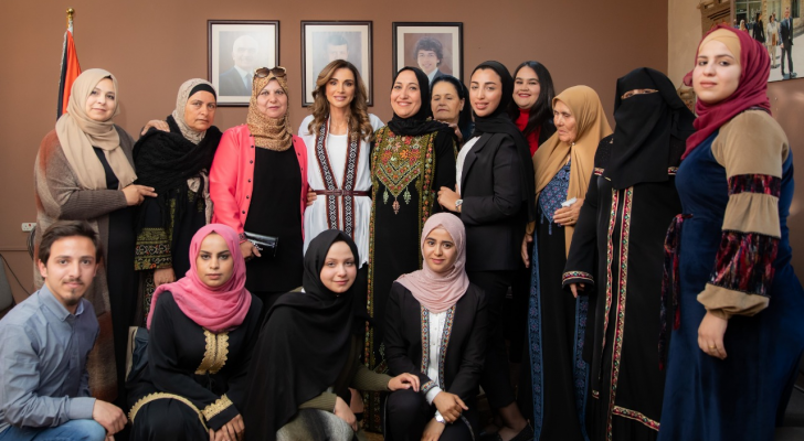 جنب من زيارة جلالة الملكة رانيا