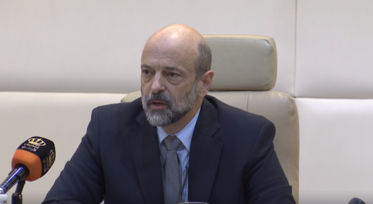 رئيس الوزراء الدكتور عمر الرزاز خلال الجلسة
