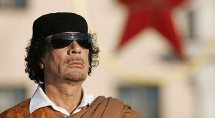 الزعيم الليبي الراحل معمر القذافي