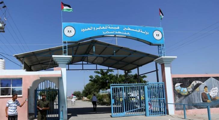 وصول قافلة مساعدات أردنية لقطاع غزة عبر معبر ايرز