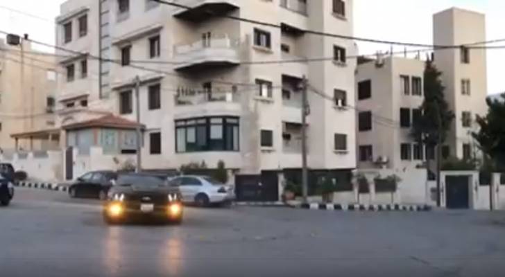 ضبط سائق مركبة يمارس "التفحيط" في عمّان.. فيديو