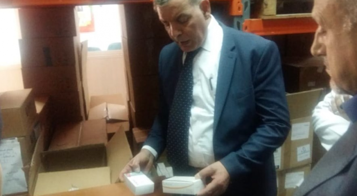 جانب من زيارة وزير الصحة