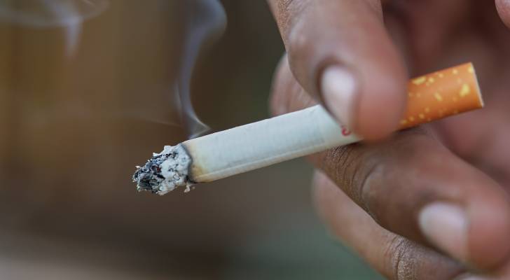 الأردنيون أحرقوا 717 مليون دينار على التبغ والسجائر خلال عام!