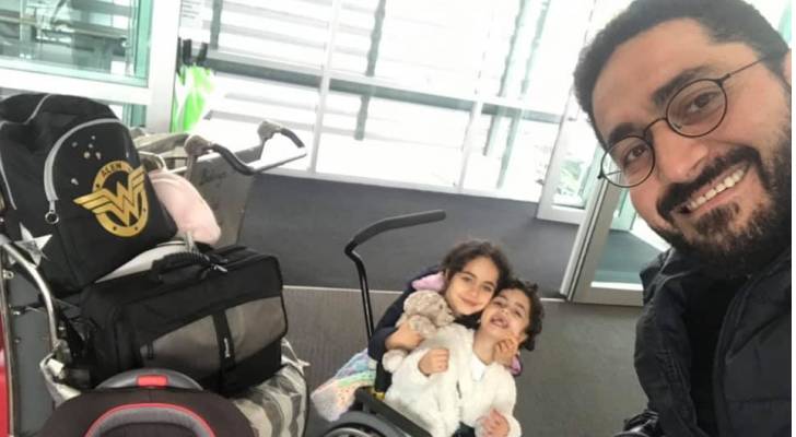 الطفلة الأردنية التي اصيبت بحادثة نيوزلندا الارهابية تغادر المستشفى - فيديو
