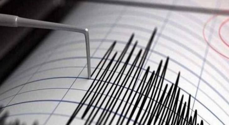 زلزال بقوة 7,3 درجات يهزّ مولوكو في شرق إندونيسيا