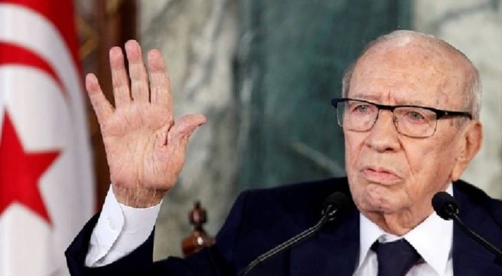 تونس تبكي السبسي "92 عامًا" وتستقبل الناصر "85 عامًا" رئيسًا