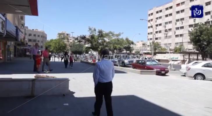 اعباء لوازم العيد والمدارس تثقل كاهل المواطنين - فيديو