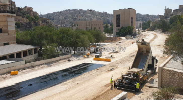 الأعمال الإنشائية ضمن مشروع الباص السريع بمنطقة رأس العين