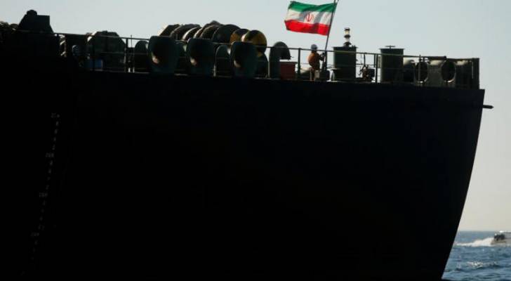 تعطل ناقلة نفط إيرانية في البحر الأحمر
