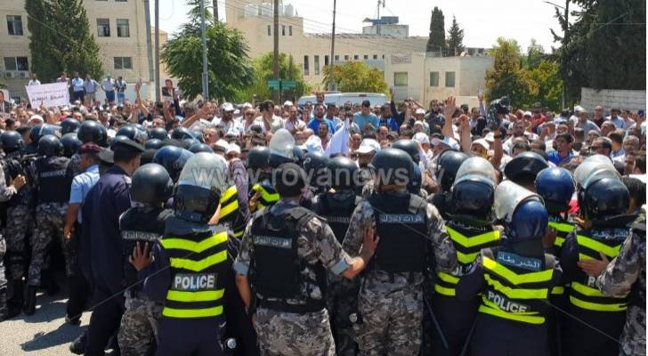 النائب خليل عطية: سيتم الافراج عن المعلمين الموقوفين الليلة