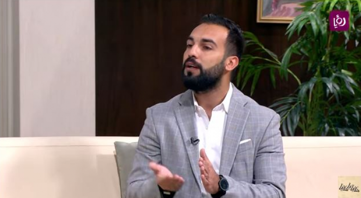 الخبير يقول ادمان منصات التواصل الاجتماعي يسبب الإكئتاب