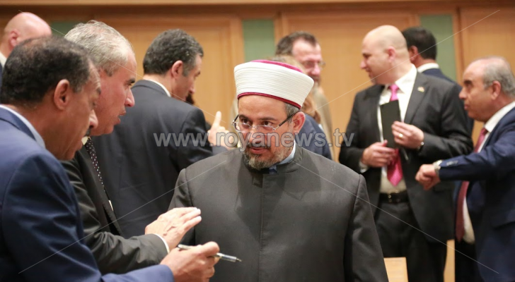 وزير الأوقاف والشؤون والمقدسات الإسلامية الدكتور عبدالناصر ابو البصل