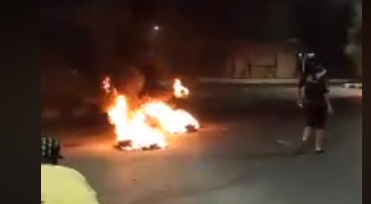 البحارة يواصلون اغلاق الشوارع في الرمثا
