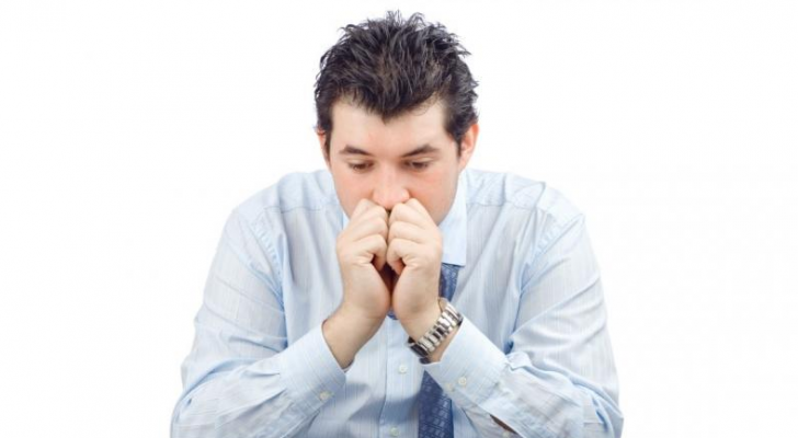 على الزوج عدم اخبار أهله بما حدث معه