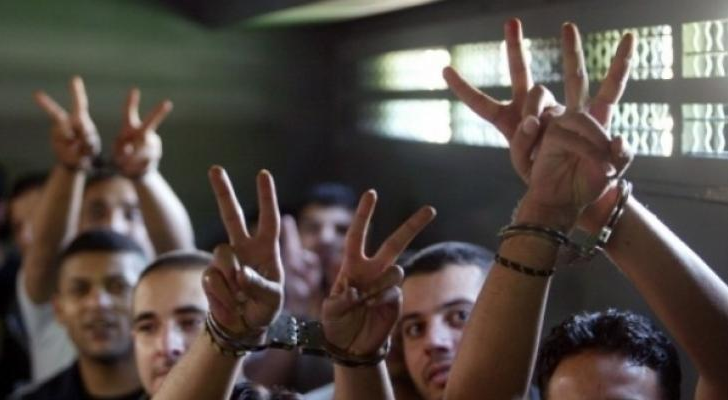 اسرى في سجون الاحتلال