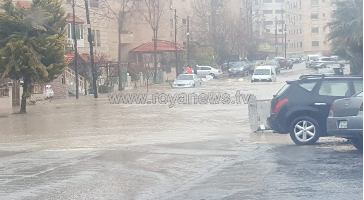 "الأرصاد" تحذر من الانزلاقات وتشكل السيول الأحد