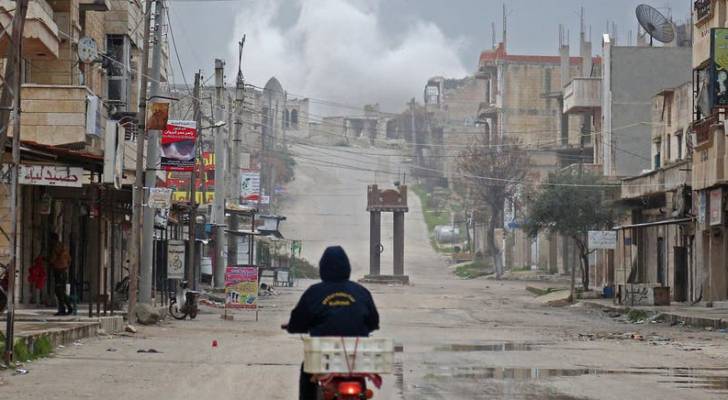 المرصد السوري: مروحيات استهدفت إرهابين شمال سوريا لـ"ساعة ونصف"