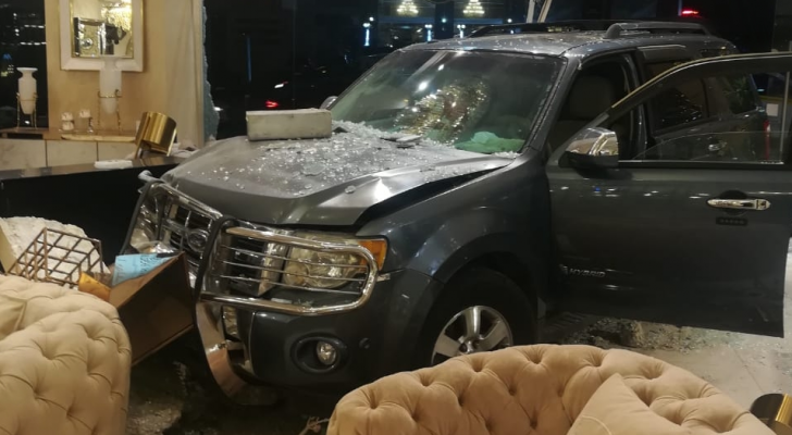 صورة من موقع الحادث