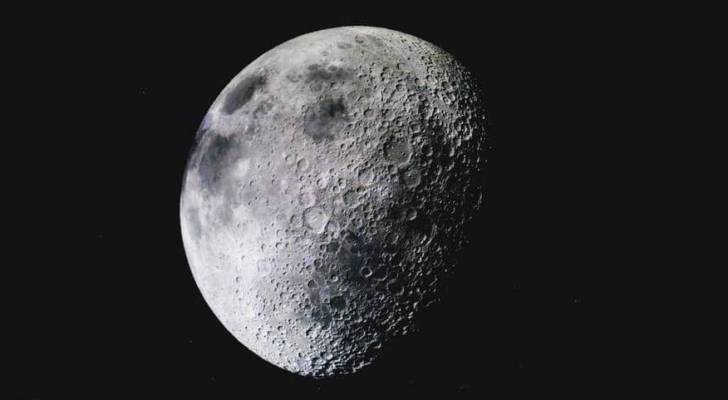 ناسا تكشف عن عينات من القمر لم تعرض من قبل - صور