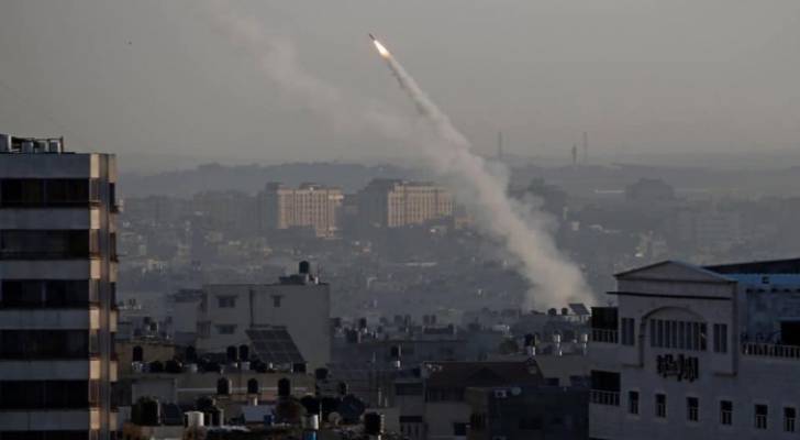 صواريخ المقاومة الفلسطينية تصل مستوطنات رام الله.. والاحتلال غاضب - فيديو