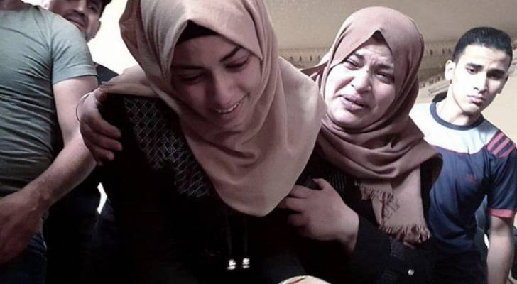 شاهد .. شابة فلسطينية تودع زوجها الشهيد بغزة:لمين تركتني