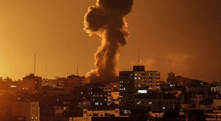 الاحتلال يشن غارات على مواقع للمقاومة في غزة