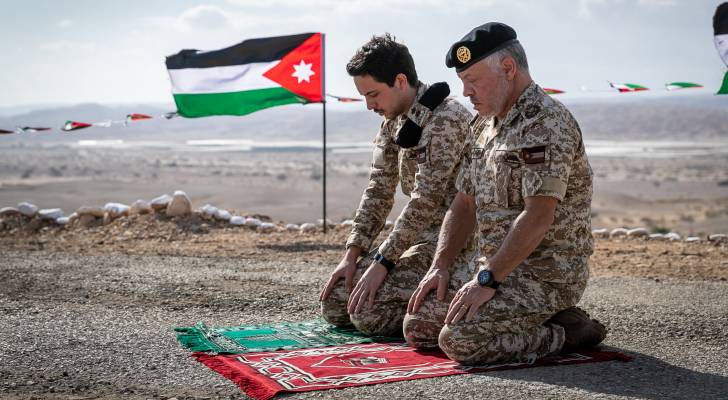 الملك يزور منطقة الغمر المستعادة من الاحتلال.. صور