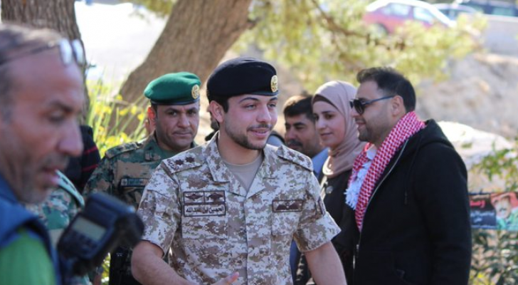 جانب من زيارة ولي العهد