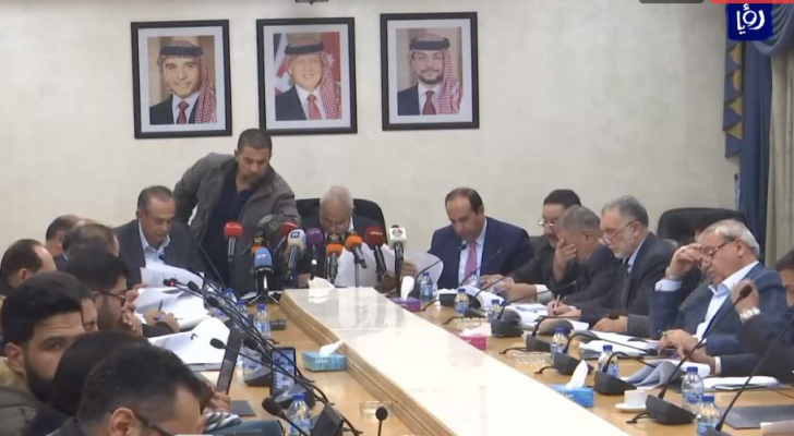اجتماع اللجنة المالية النيابية