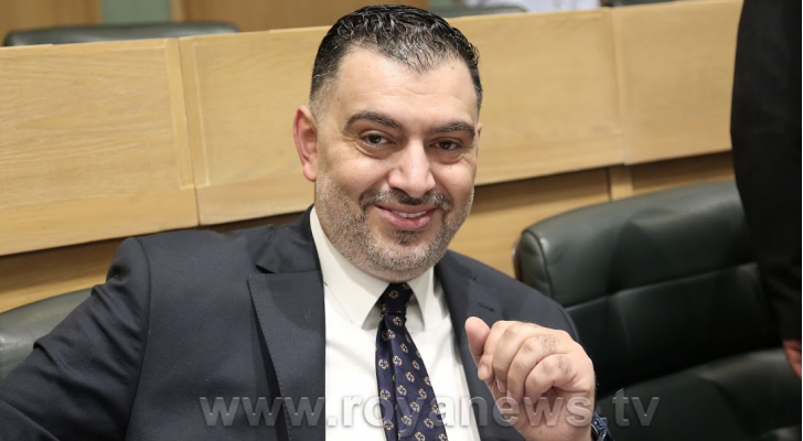 وزير العمل نضال البطاينة