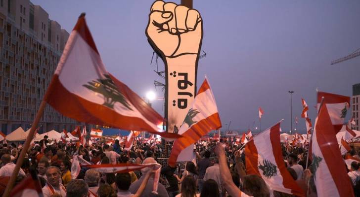 انتفاضة اللبنانيين ضد حكامهم تدخل شهرها الرابع
