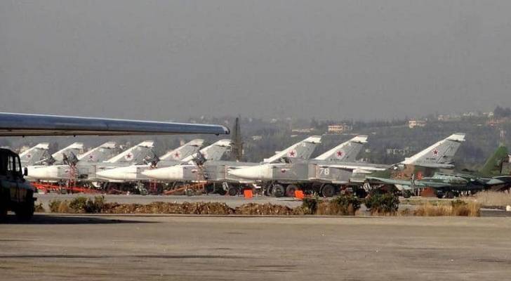 هبوط اضطراري لطائرة ركاب روسية على متنها 172 شخصا في قاعدة حميميم السورية